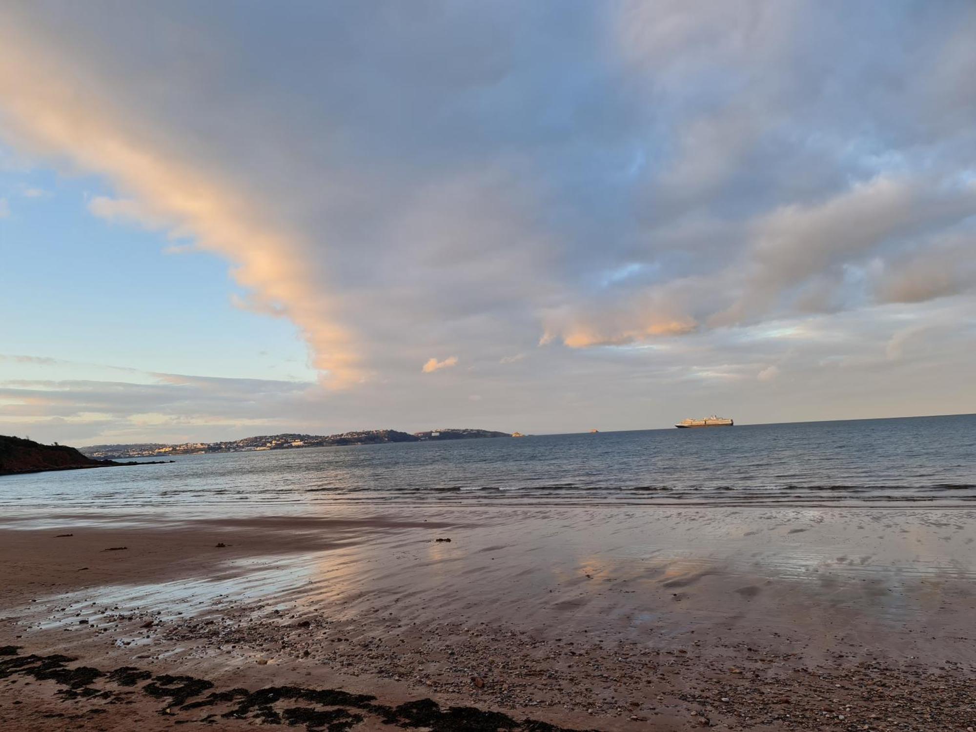 Seaspot Is A 1 Bed Annex Ground Floor Apartment At Stunning Broadsands Beach Nr Brixham! Churston Ferrers Eksteriør billede